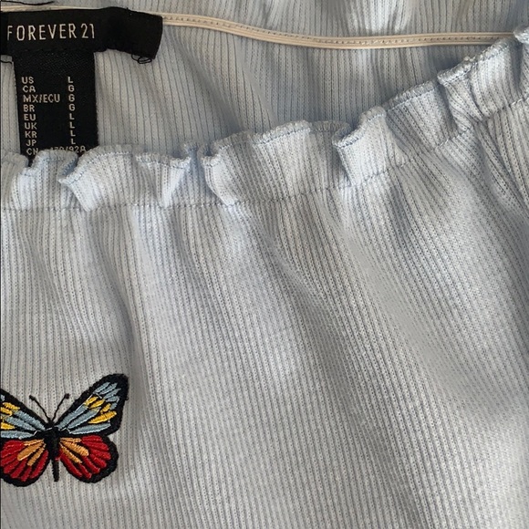 Light blue lettuce edge butterfly top - Picture 2 of 3